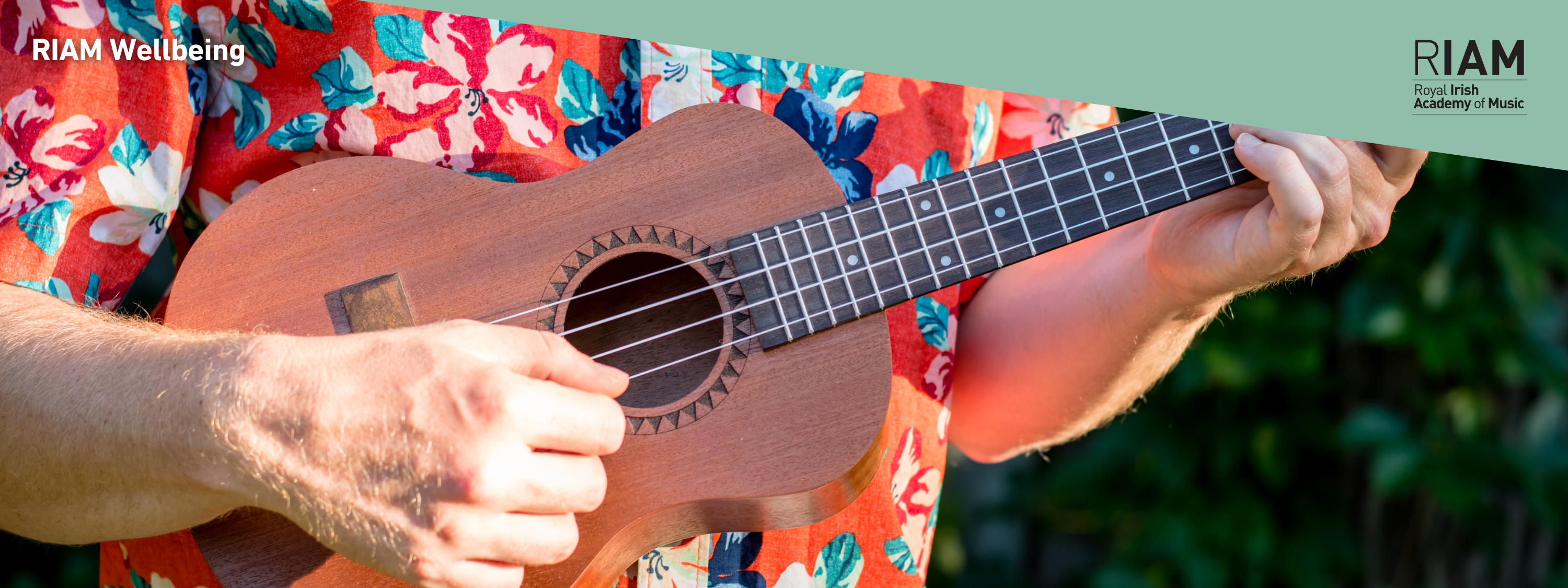 Ukulele Happy - Groovy Chords & Easy Action