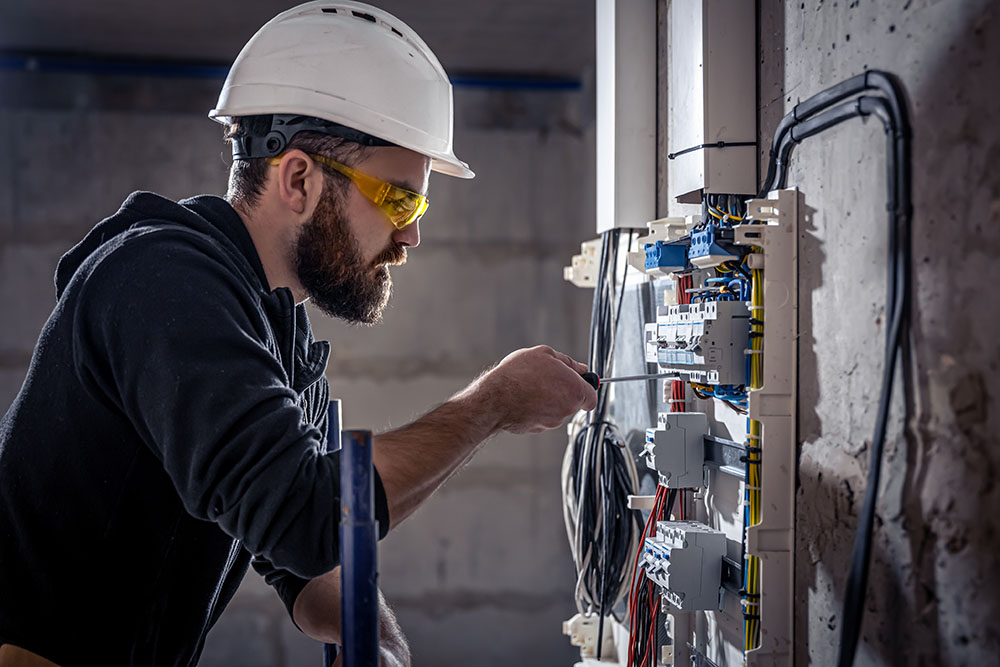 electrical-man.jpg