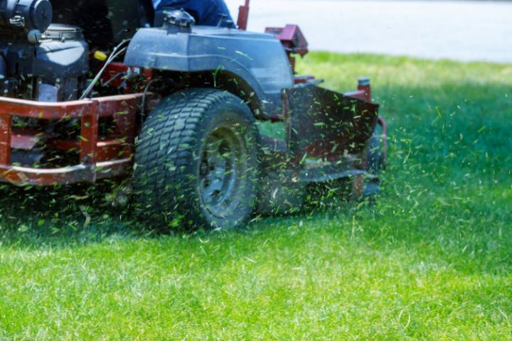 Lantra Safe Operation of Ride on Mowers