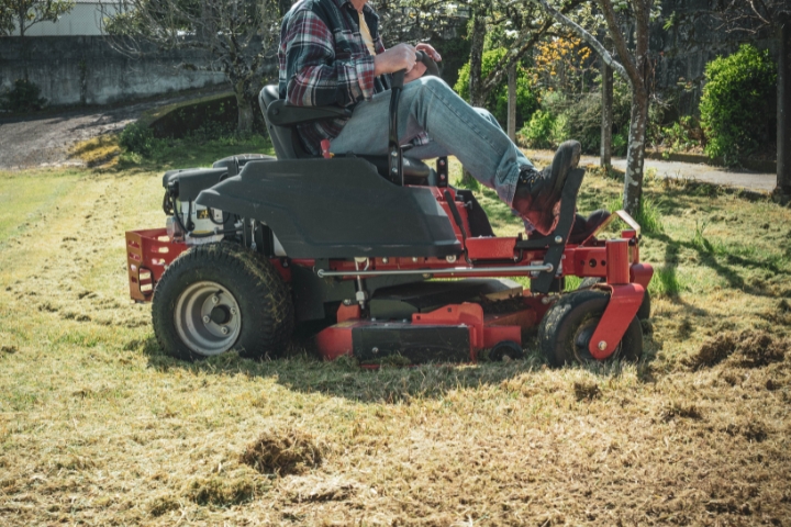 Lantra Safe Use of Ride on & Pedestrian Mowers