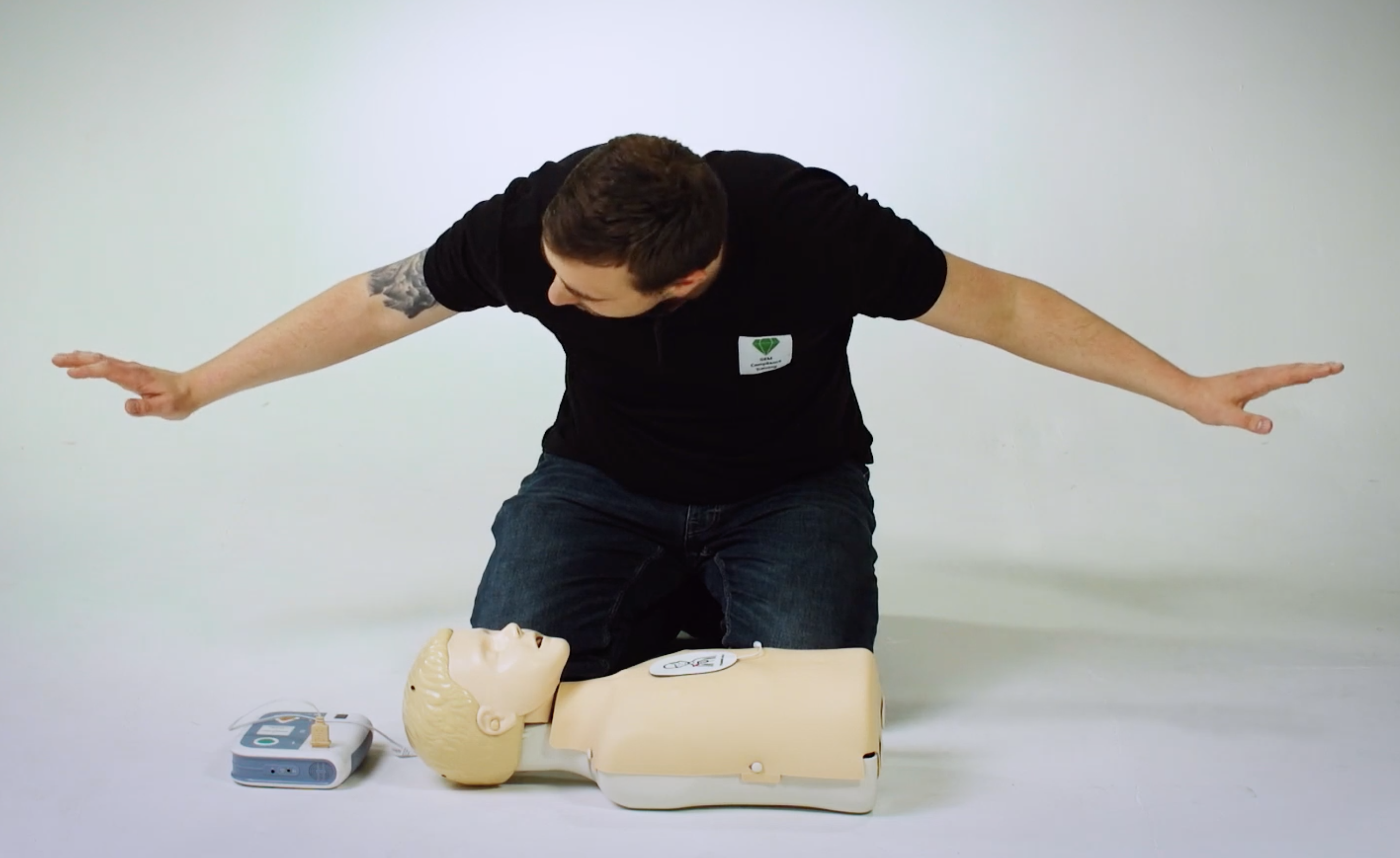 Basic Life Support & Safe Use of AED Level 3 (RQF)