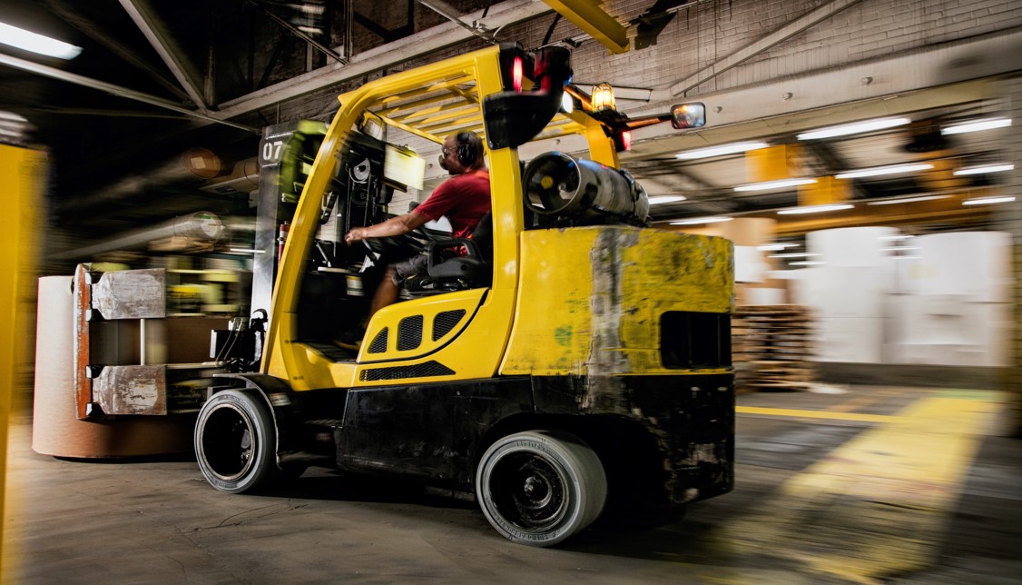 Safe Material Handling Tyre Fitting (105 SOL)