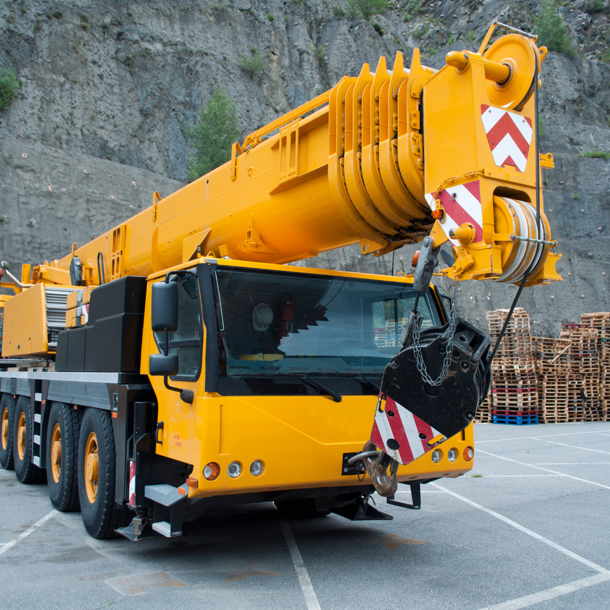 Cranes / Lifting