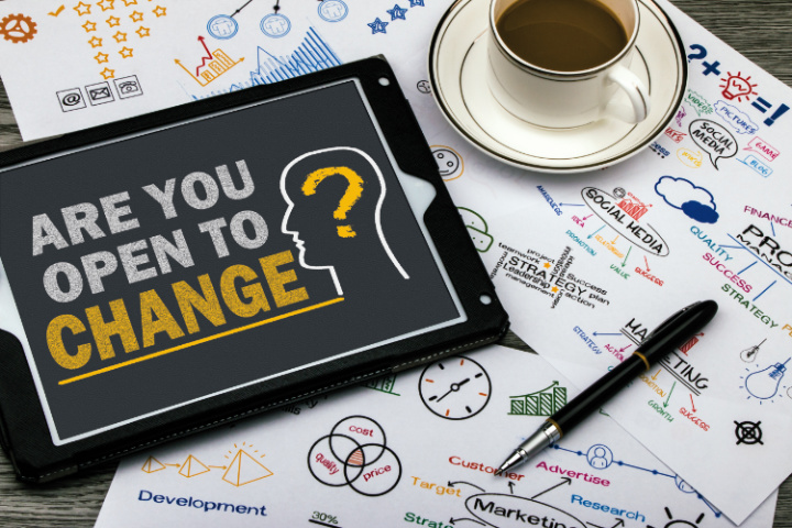 iStock-530973057Managing%20%26%20Implementing%20Change%20Level%204.jpg