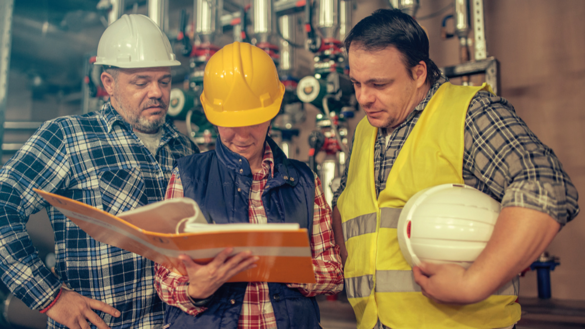 iStock-623112220IOSH%20Working%20Safely.jpg
