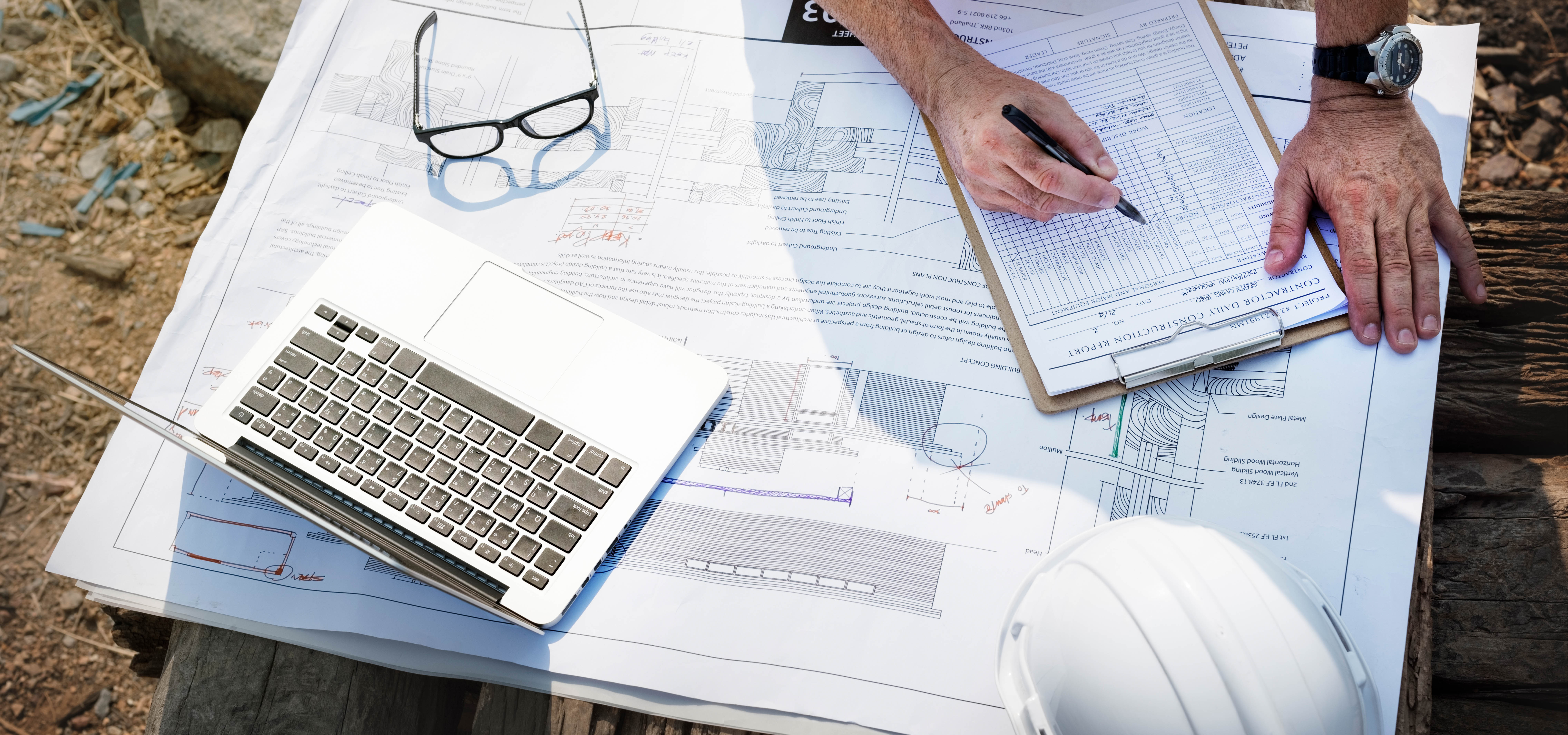 Integrated Construction Cost Estimation & Site Management